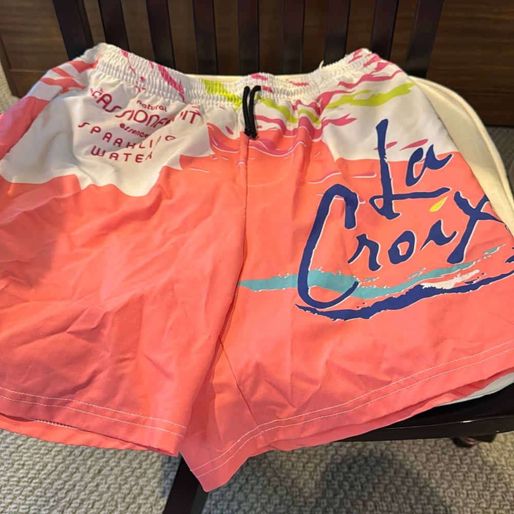 La croix men's suit suit. Size 32 waist